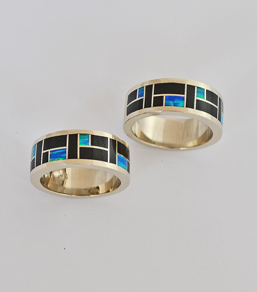 14 Karat Yellow Gold Black Jade and Cultured Opal Wedding Set #G128