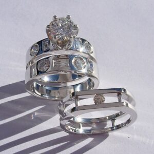 Diamond-Engagement-and-Wedding-Ring-set-in-platinum-by-Southwest-Originals-505-363-7150-