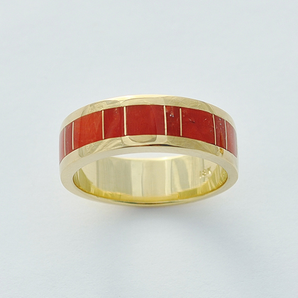 Mens or Ladies 18 Karat Gold and Coral Inlay Band