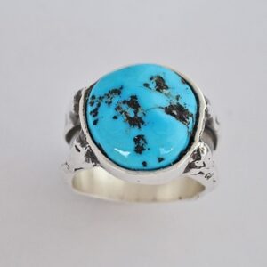 Sterling Silver ring with Kingman Turquoise by Southwest Originals 505-363-7150